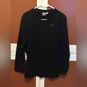 Ladies black PUMA long sleeve shirt, Size M